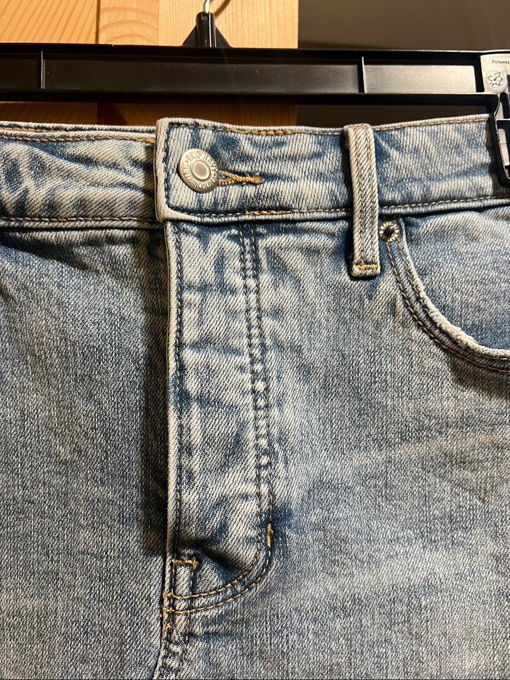 Old navy light Blue Denim Mini Skirt - Casual Raw Hem size 0 - Picture 2 of 6